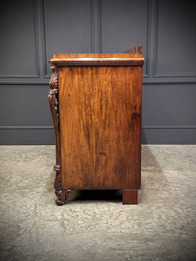 Flame Mahogany Biedermeier Sideboard - Image 9