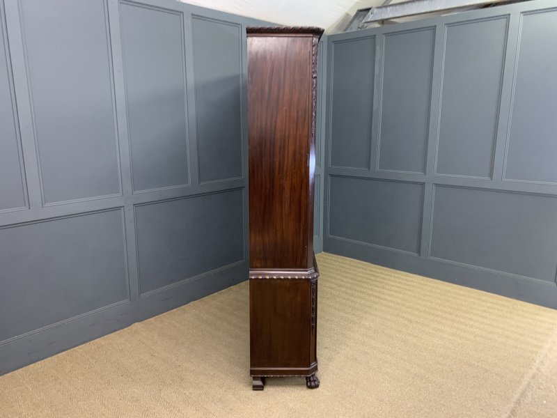Chippendale Style Mahogany Bookcase by Hille - Image 5