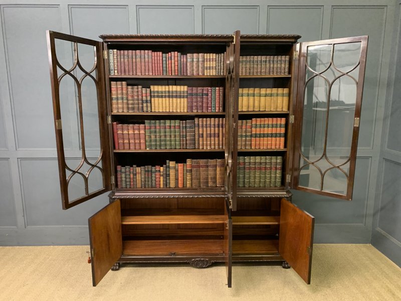 Chippendale Style Mahogany Bookcase by Hille - Image 6