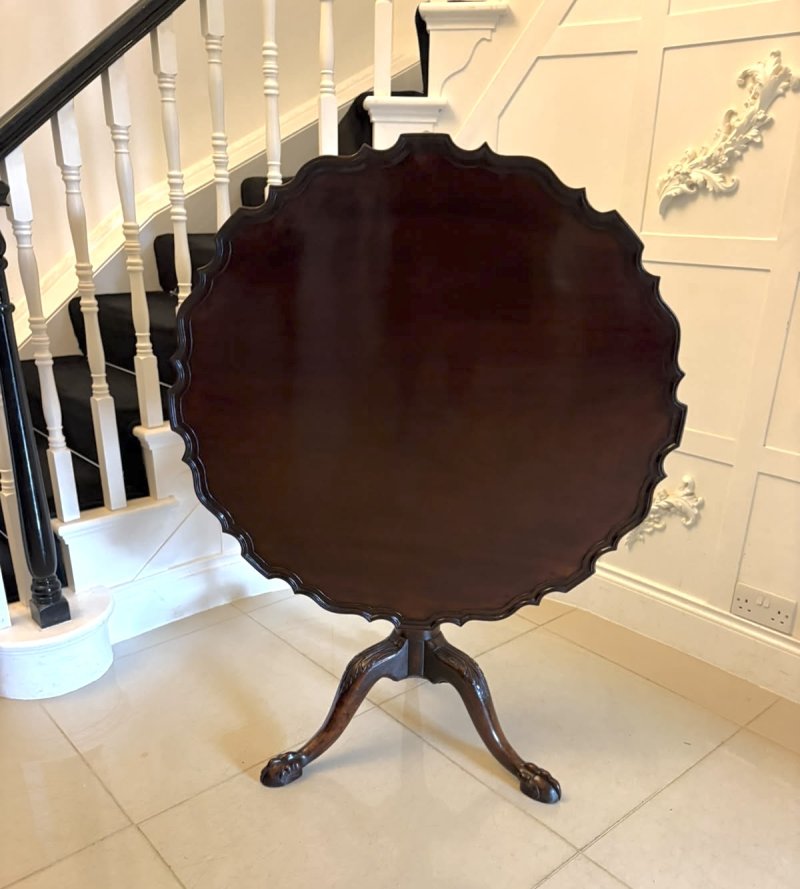 Antique George III Mahogany Piecrust Tilt Top Dining Centre Table