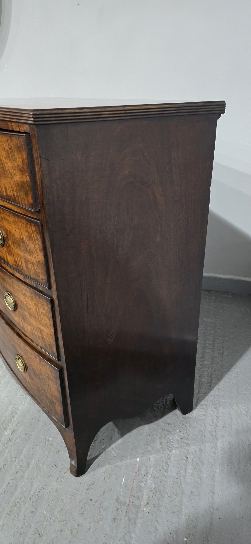 Superior Georgian Bow Front Chest of Drawers - Image 6