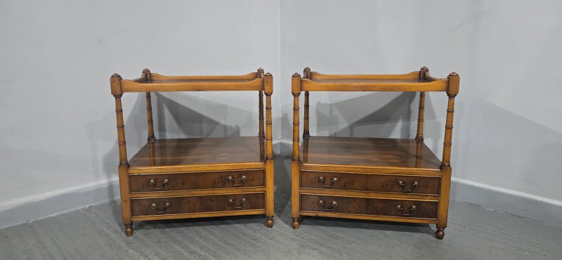 Excellent Pair Yew Lamp Tables - Image 4