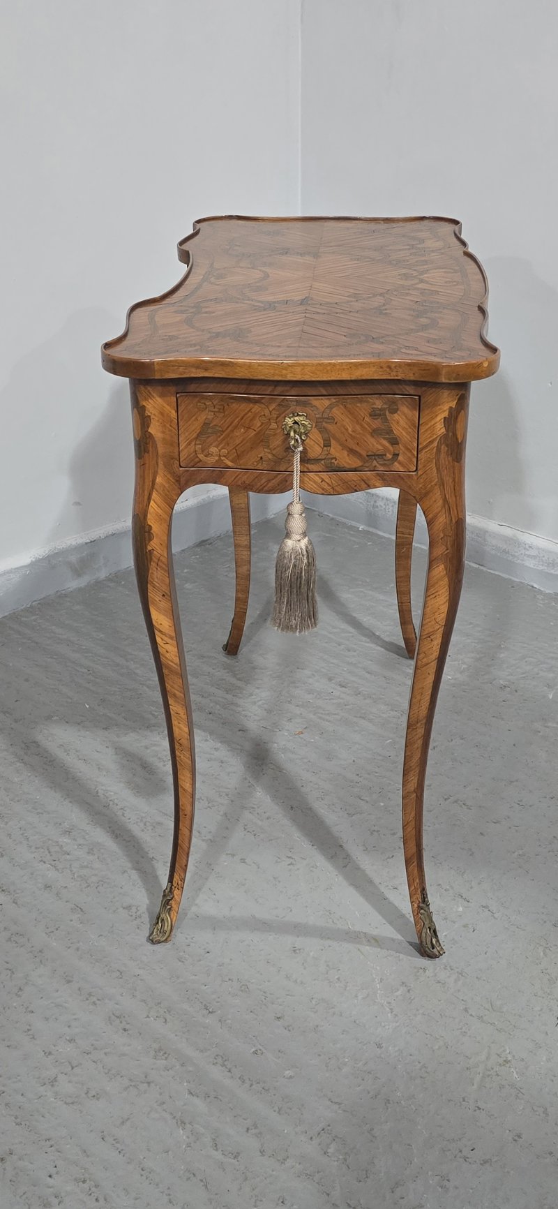 Small & Very Pretty French Marquetry Writing Table - Image 3