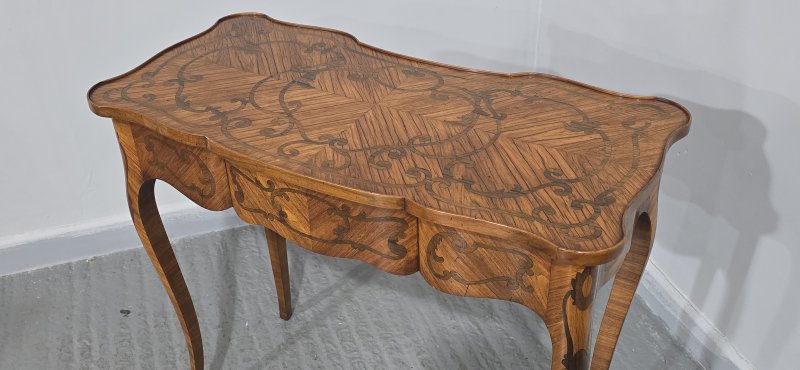 Small & Very Pretty French Marquetry Writing Table - Image 12