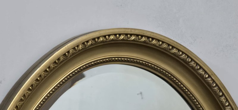 Oval English Gilt Wall Mirror 52 - Image 5