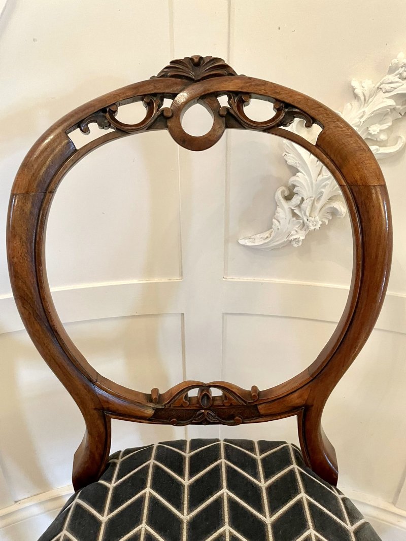 Antique Victorian Walnut Set of 6 Carved Balloon Back Dining Chairs - Image 4