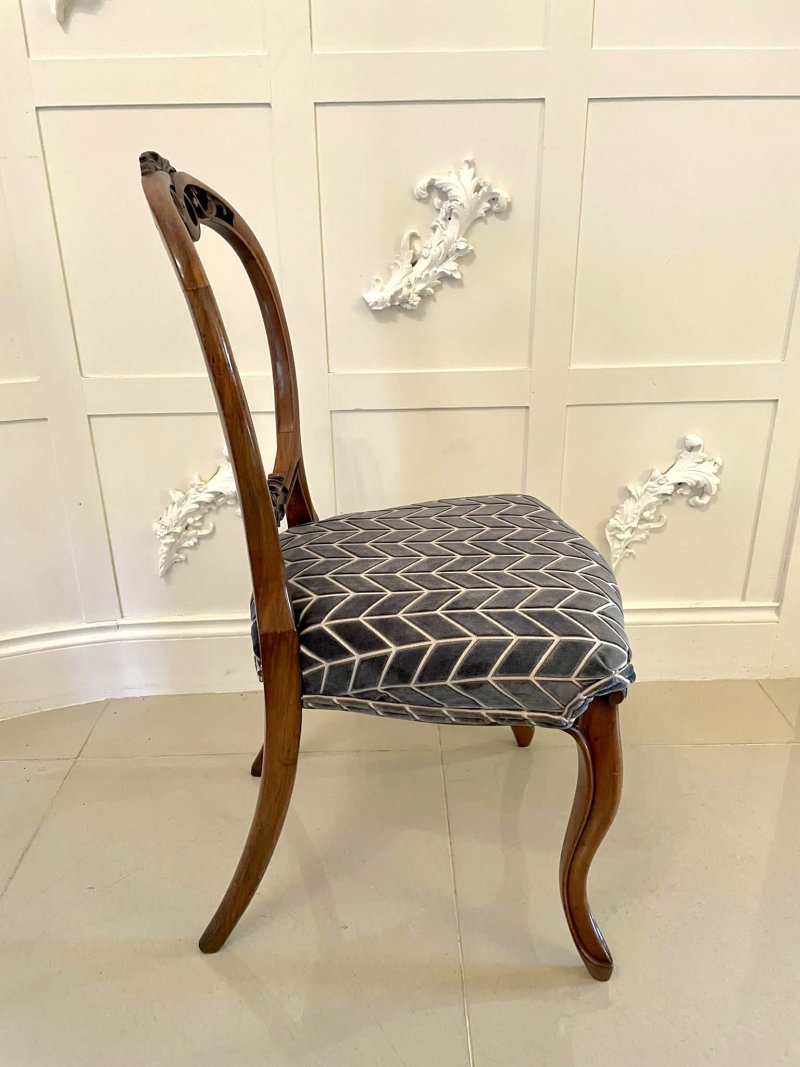 Antique Victorian Walnut Set of 6 Carved Balloon Back Dining Chairs - Image 5