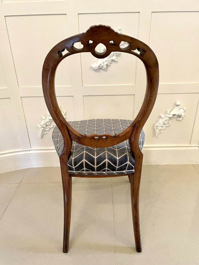 Antique Victorian Walnut Set of 6 Carved Balloon Back Dining Chairs - Image 6