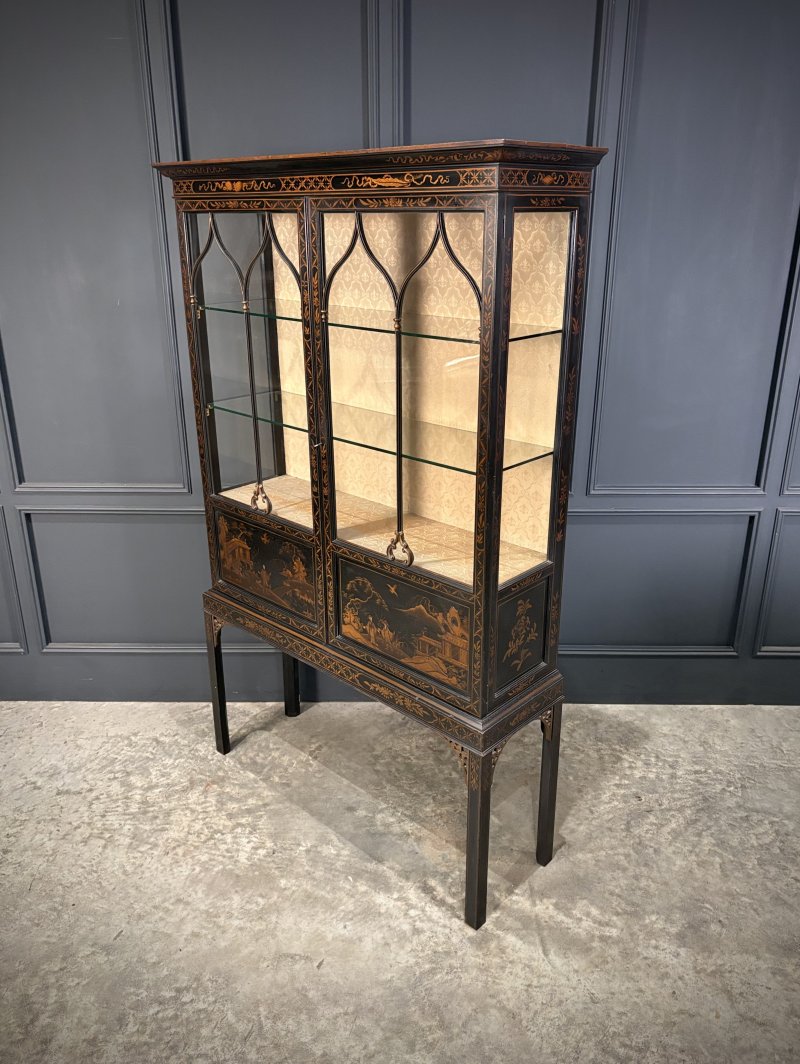 Black Chinoiserie Display Cabinet - Image 9