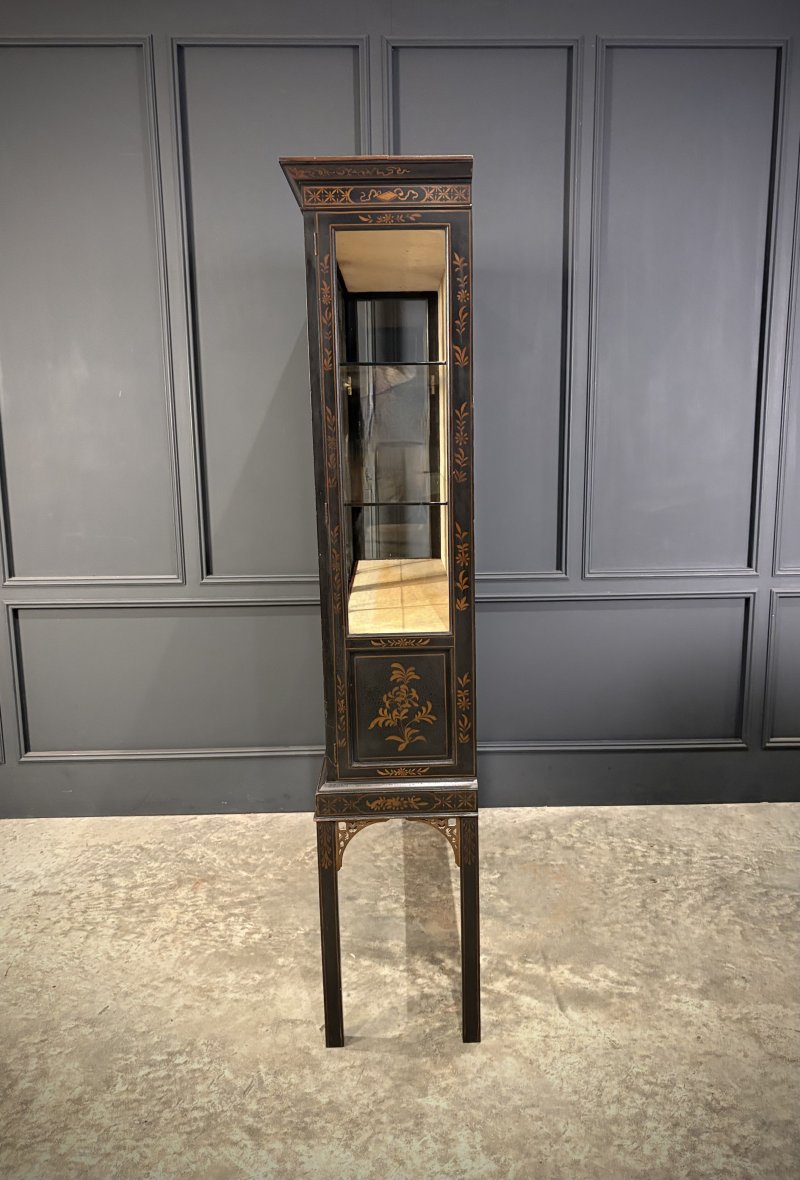Black Chinoiserie Display Cabinet - Image 12