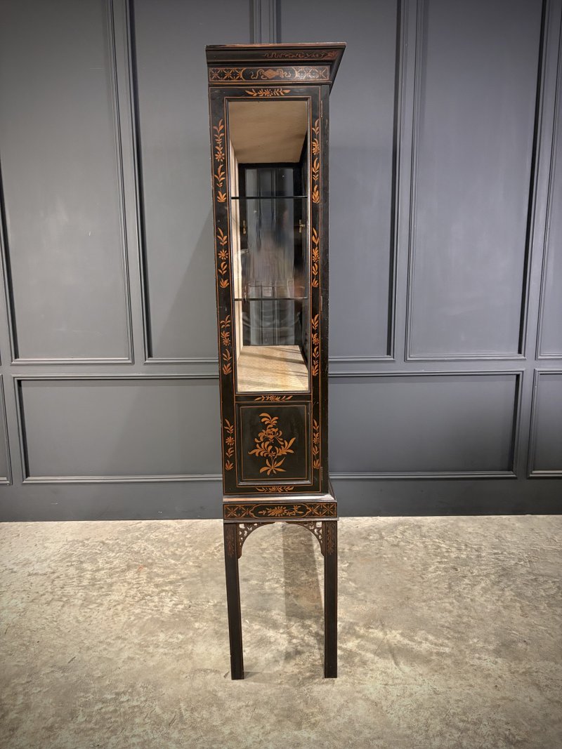 Black Chinoiserie Display Cabinet - Image 10