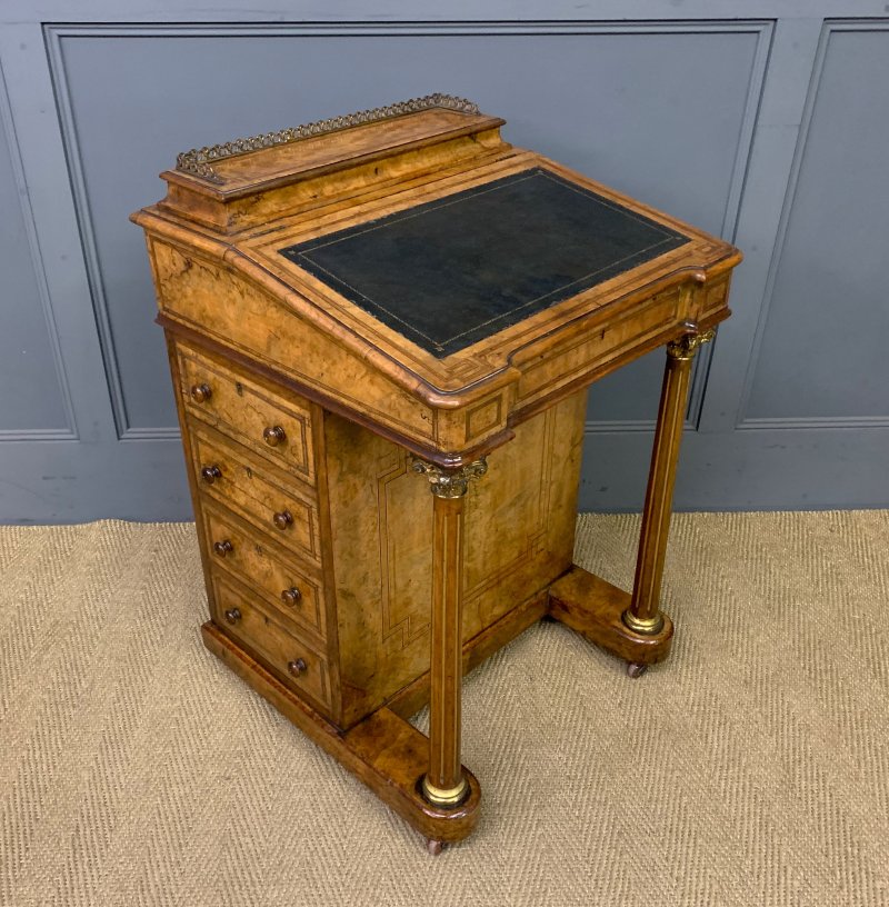 Victorian Inlaid Burr Walnut Davenport