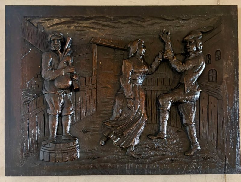 Antique Victorian Set of Five Flemish Carved Oak Tavern Scene Wall Panels - Image 8