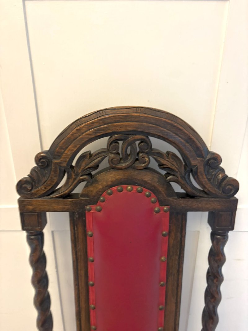 Antique Victorian Set of Six Carved Oak Barley Twist Dining Chairs - Image 17