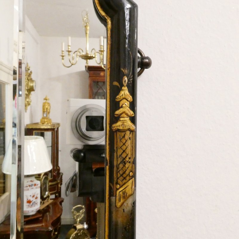 Early 20th Century Chinoiserie Wall Mirror in the Queen Anne Style - Image 3