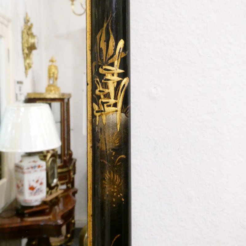 Early 20th Century Chinoiserie Wall Mirror in the Queen Anne Style - Image 9