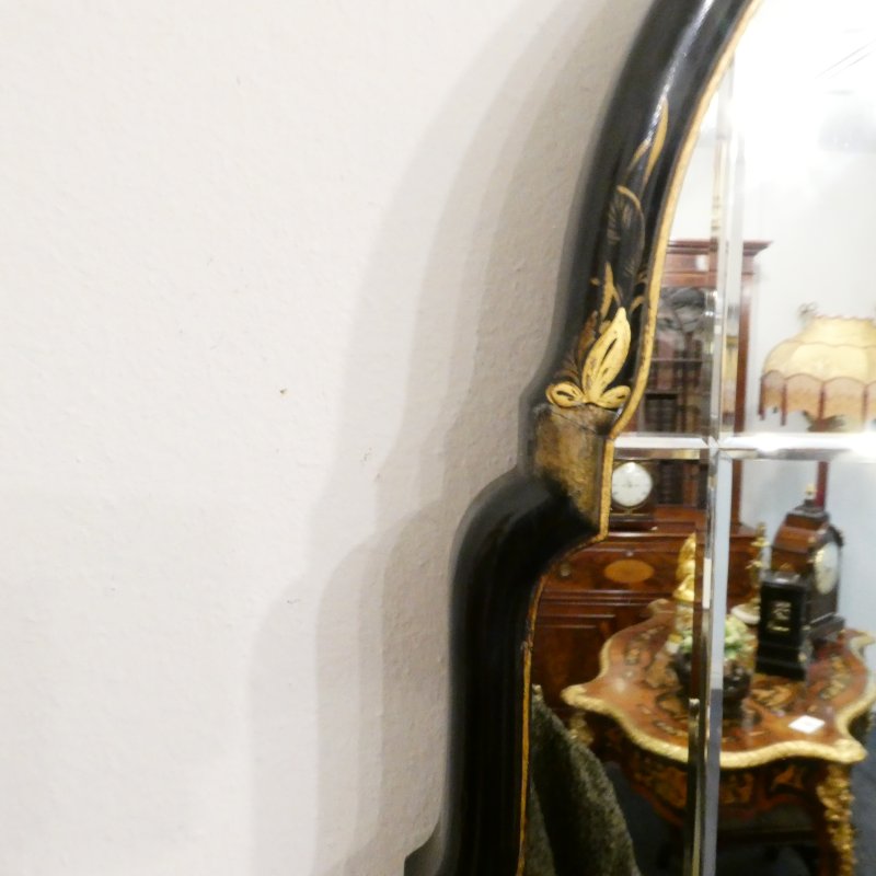 Early 20th Century Chinoiserie Wall Mirror in the Queen Anne Style - Image 10