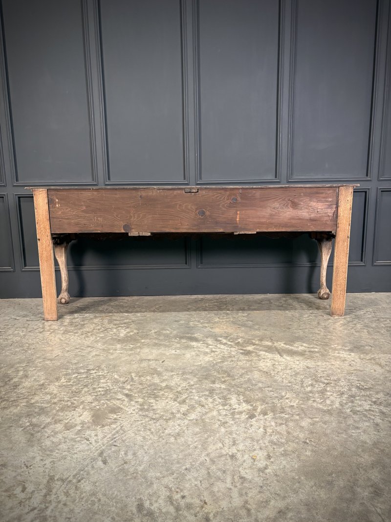 18th Century Carved Oak Dresser - Image 9