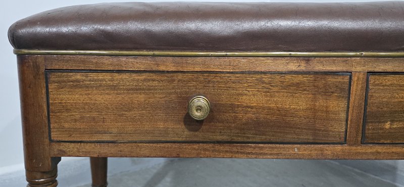 Regency Duet Window Stool - Image 9