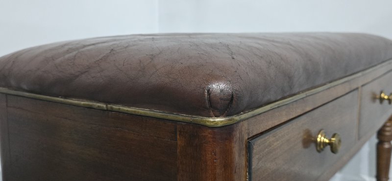 Regency Duet Window Stool - Image 5