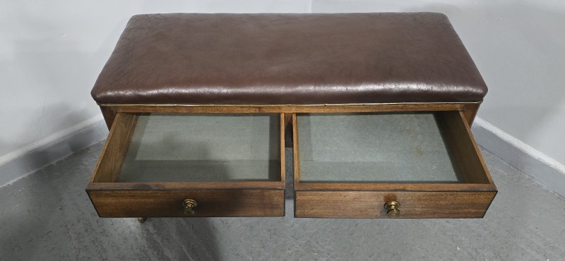 Regency Duet Window Stool - Image 11