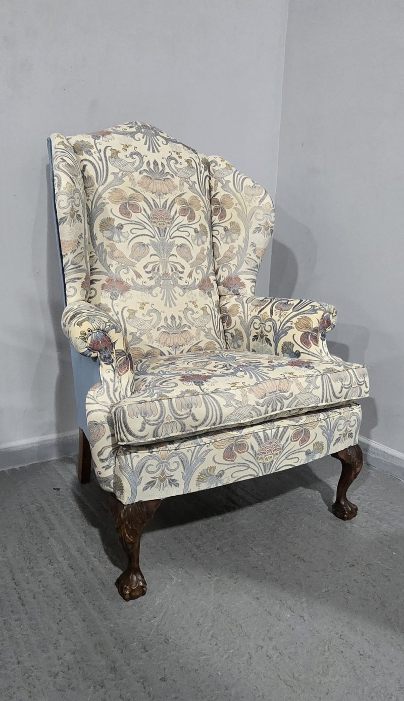 Large Superb Wing Armchair - Image 3