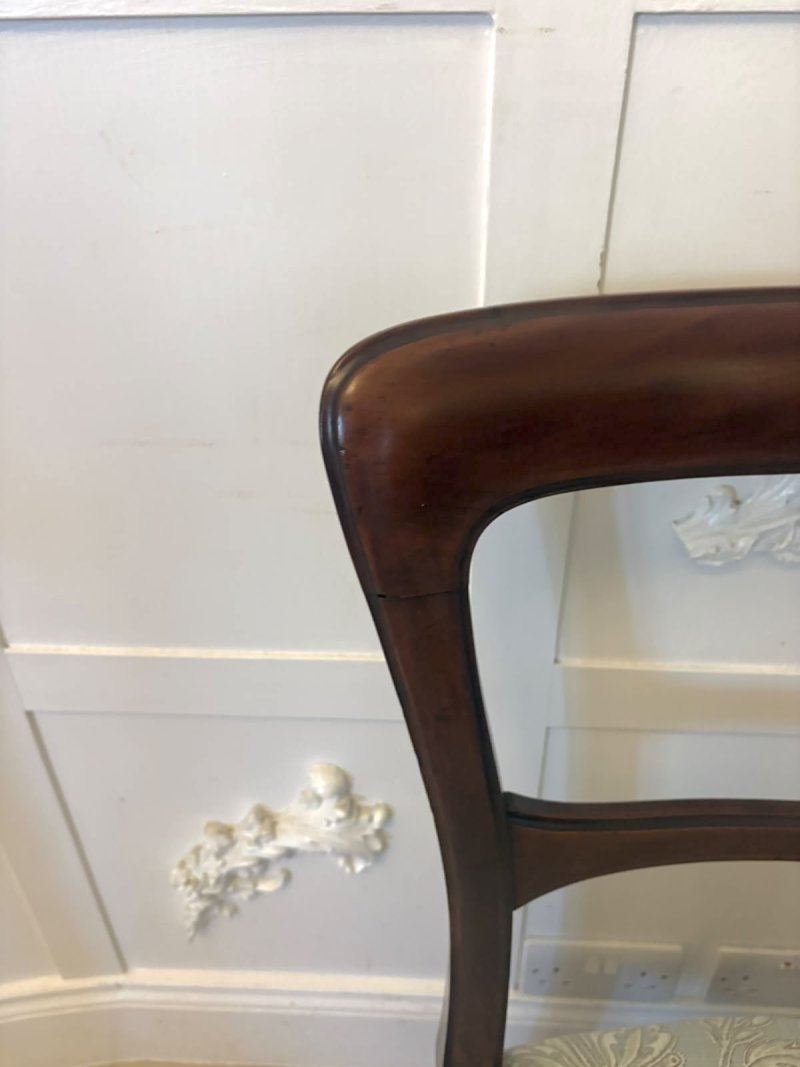Antique Victorian Set of Six Mahogany Dining Chairs with Reeded Legs - Image 11