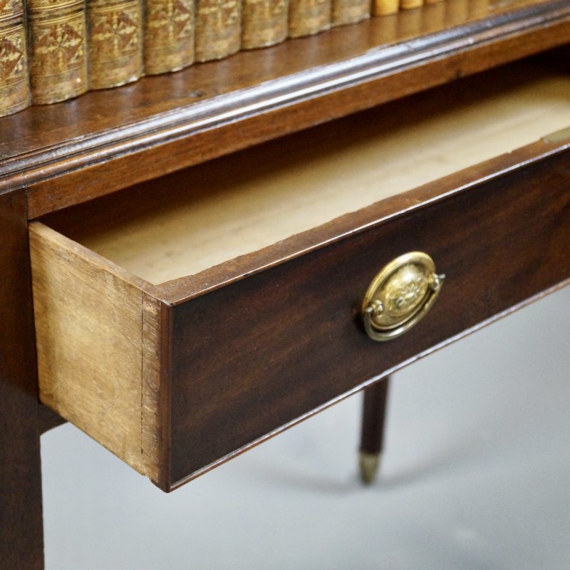 A George III Mahogany Waterfall Bookcase - Image 4