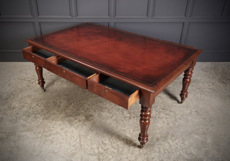 Early Victorian Mahogany Partners Writing Table - Image 9