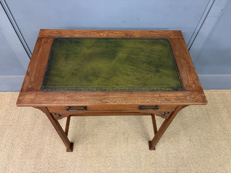 Arts and Crafts Oak Table - Image 8