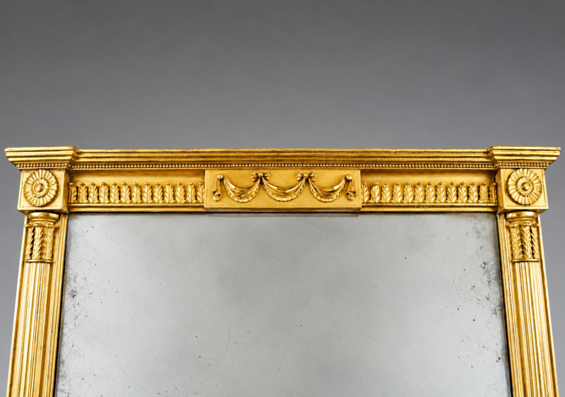 A fine George III gilt-wood pier mirror - Image 3