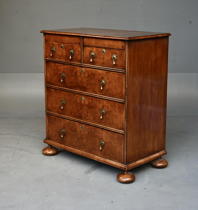 19th Century Queen Anne Style Walnut Chest of Drawers - Image 4