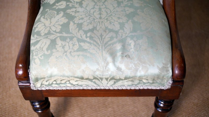 Matching Pair of Victorian Spoon Back Hall Salon bedroom Chairs - Image 16
