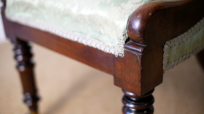 Matching Pair of Victorian Spoon Back Hall Salon bedroom Chairs - Image 8