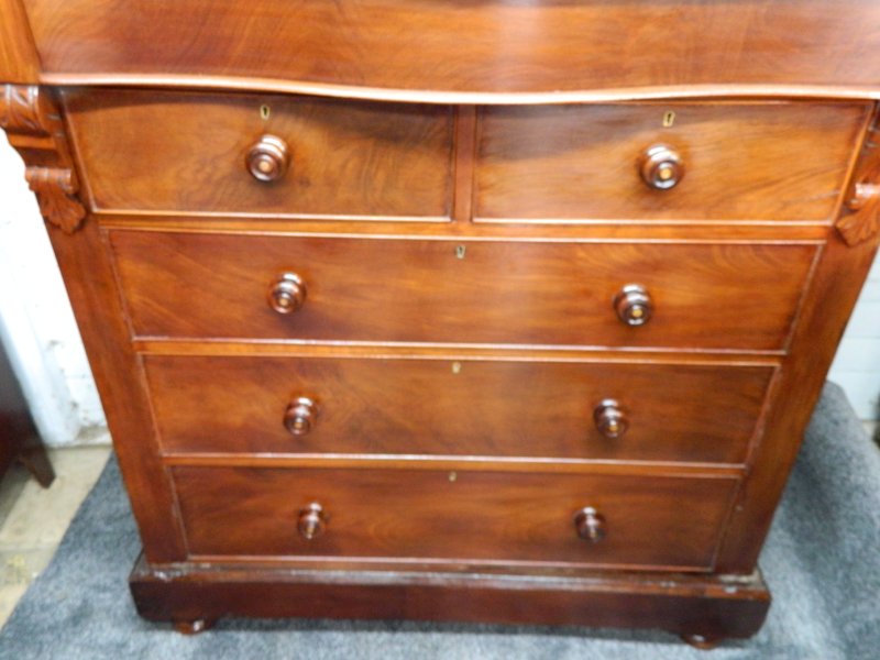 Antique Victorian Scottish Mahogany Chest of Drawers, 19th Century Serpentine Scotch Dresser. - Image 9