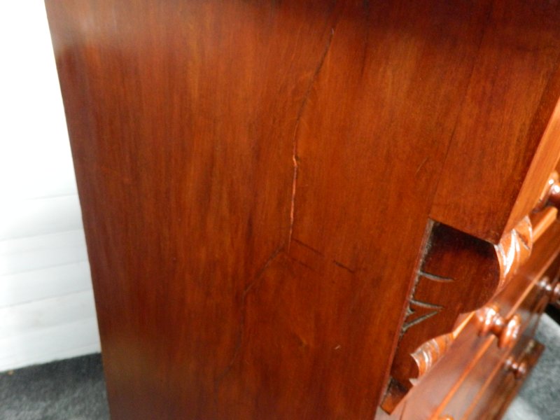 Antique Victorian Scottish Mahogany Chest of Drawers, 19th Century Serpentine Scotch Dresser. - Image 13
