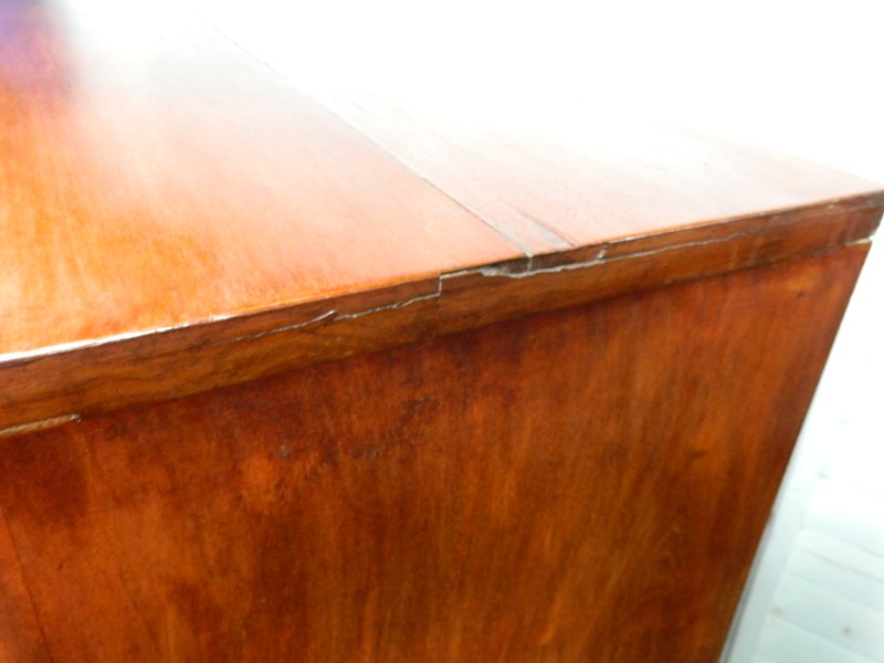 Antique Victorian Scottish Mahogany Chest of Drawers, 19th Century Serpentine Scotch Dresser. - Image 19