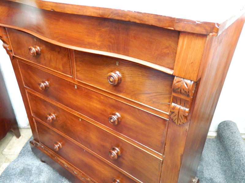 Antique Victorian Scottish Mahogany Chest of Drawers, 19th Century Serpentine Scotch Dresser. - Image 21
