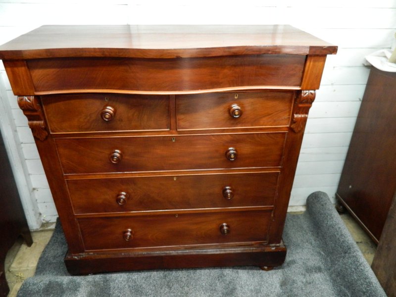 Antique Victorian Scottish Mahogany Chest of Drawers, 19th Century Serpentine Scotch Dresser. - Image 24