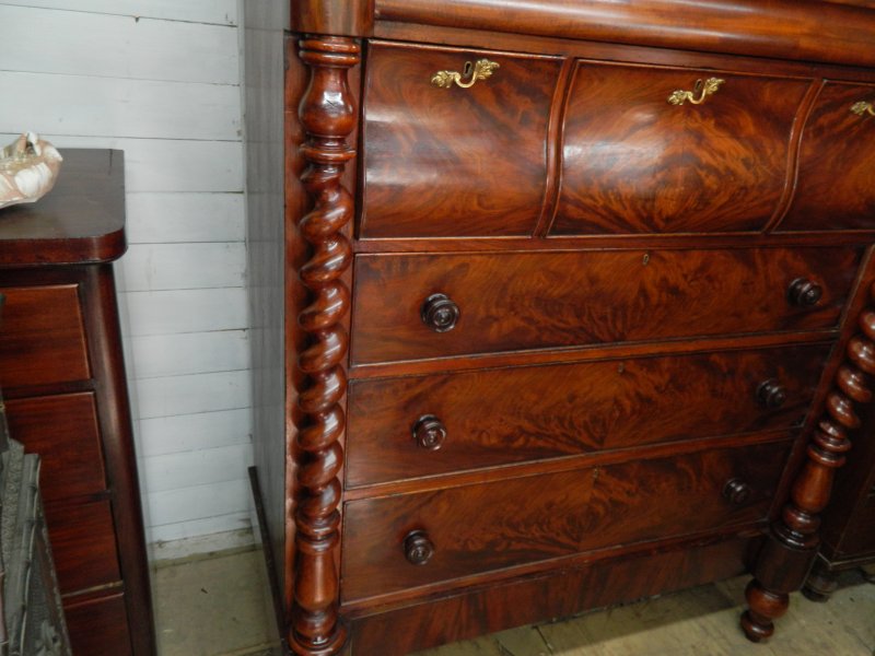 Victorian Scottish Flame Mahogany Chest of Drawers | 19th Century Scotch Chest with Barley Twist Columns | Antique Bedroom Dresser Tallboy - Image 16