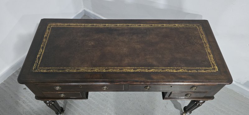 Victorian Mahogany Desk - Image 6