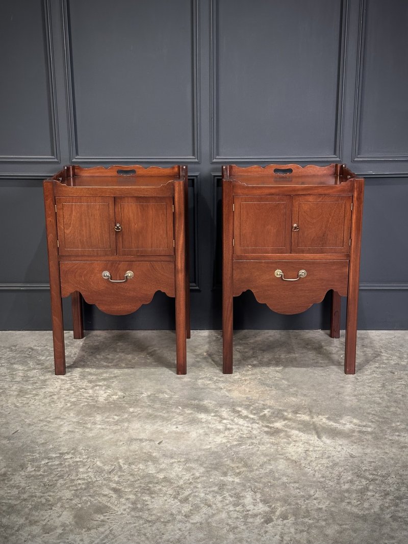 Pair Of Mahogany Bedside Tables - Image 3