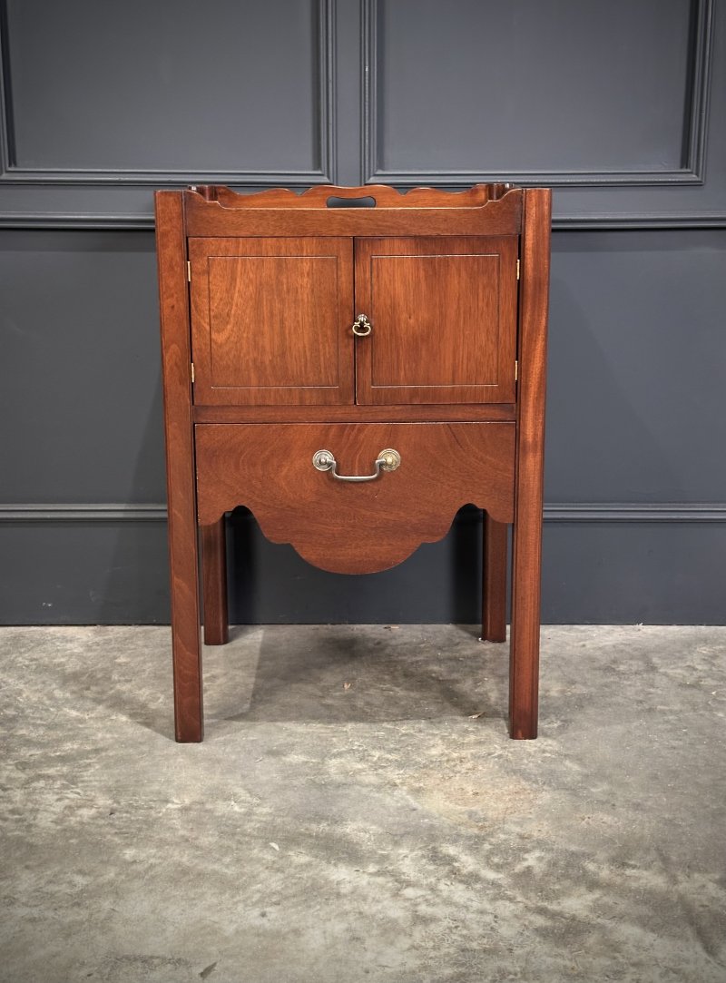 Pair Of Mahogany Bedside Tables - Image 7