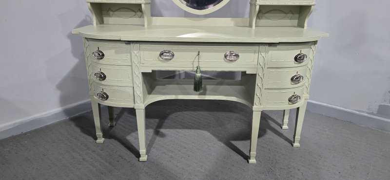 Outstanding Painted Dressing Table - Image 13