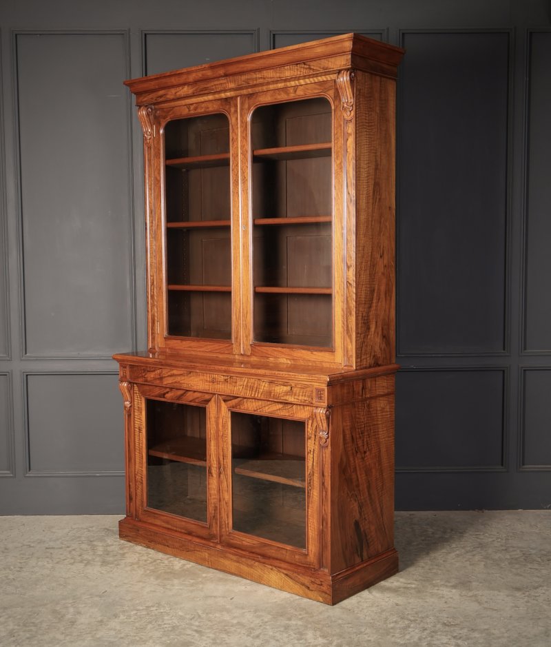 Fine William IV Walnut Glazed Bookcase - Image 5