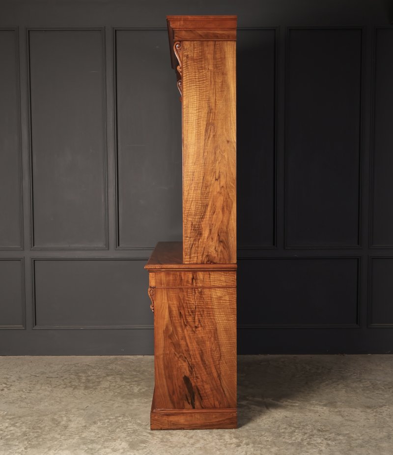 Fine William IV Walnut Glazed Bookcase - Image 10