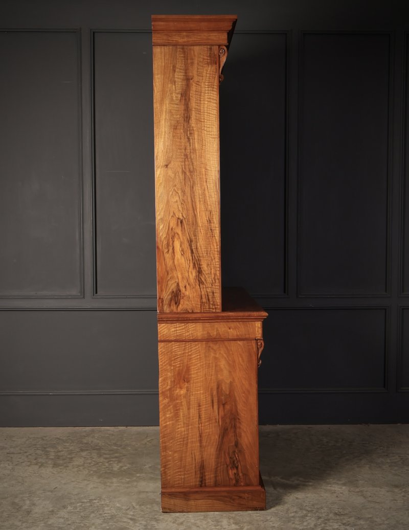 Fine William IV Walnut Glazed Bookcase - Image 12