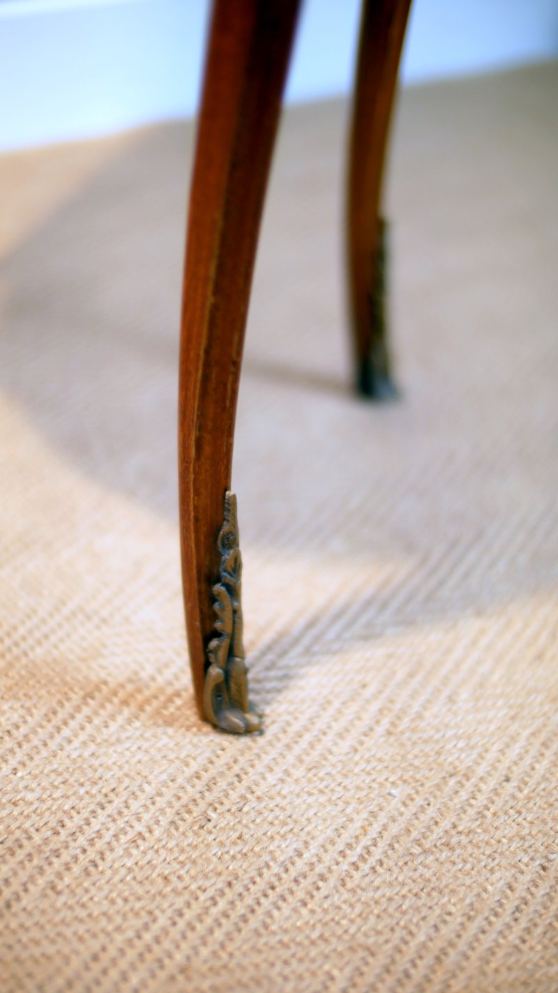 Fine French Louis XV Style Burr Walnut & Mahogany Kidney-Shaped Hall Side Table - Image 10