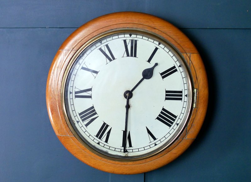 Vintage Wall Station GPO Style Clock - Image 4