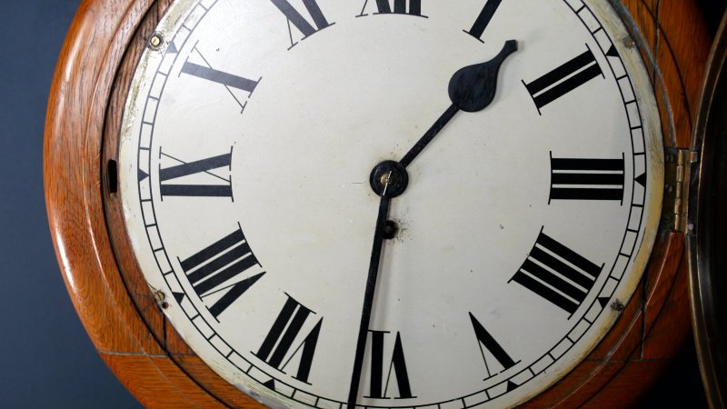 Vintage Wall Station GPO Style Clock - Image 7